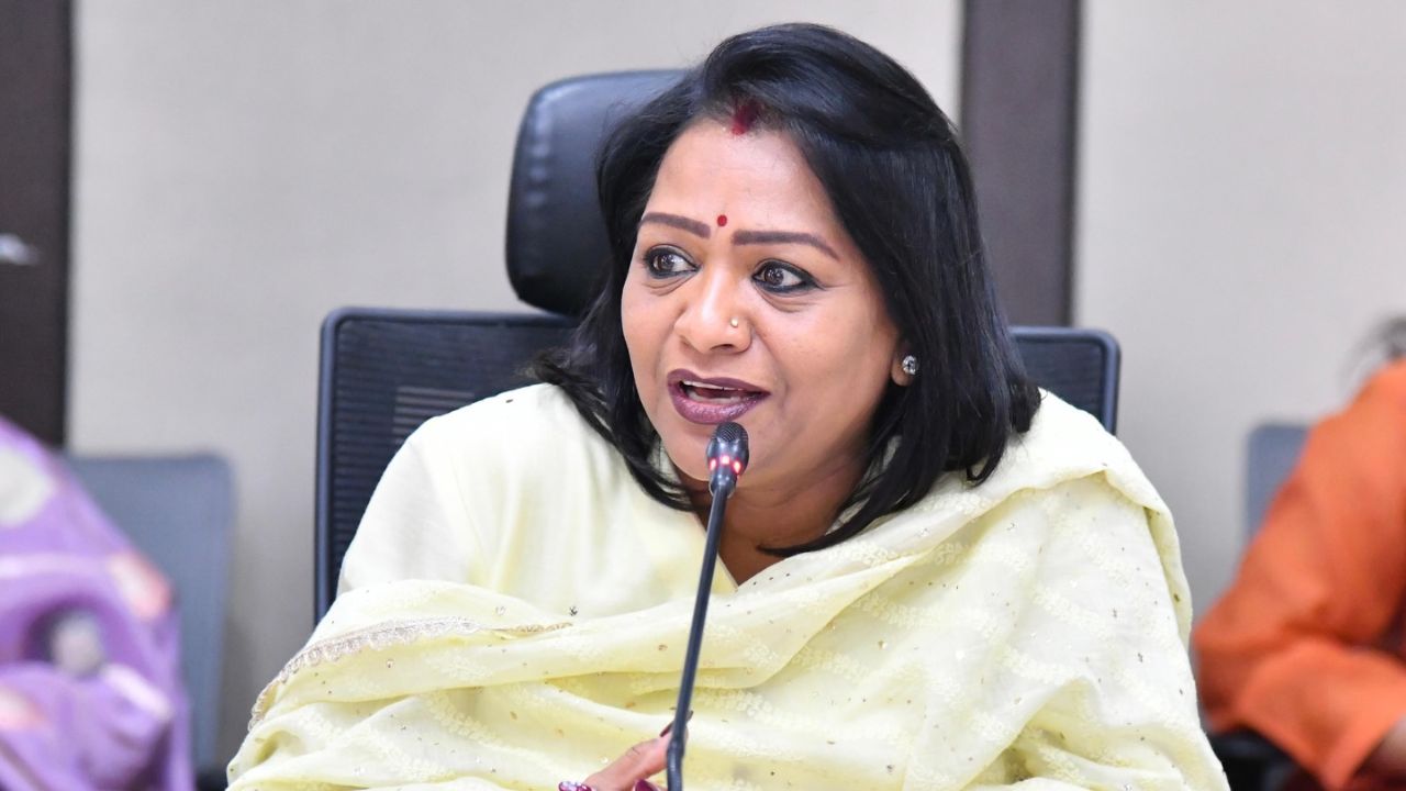 GHMC officials issuing property tax notices to homeowners in Hyderabad