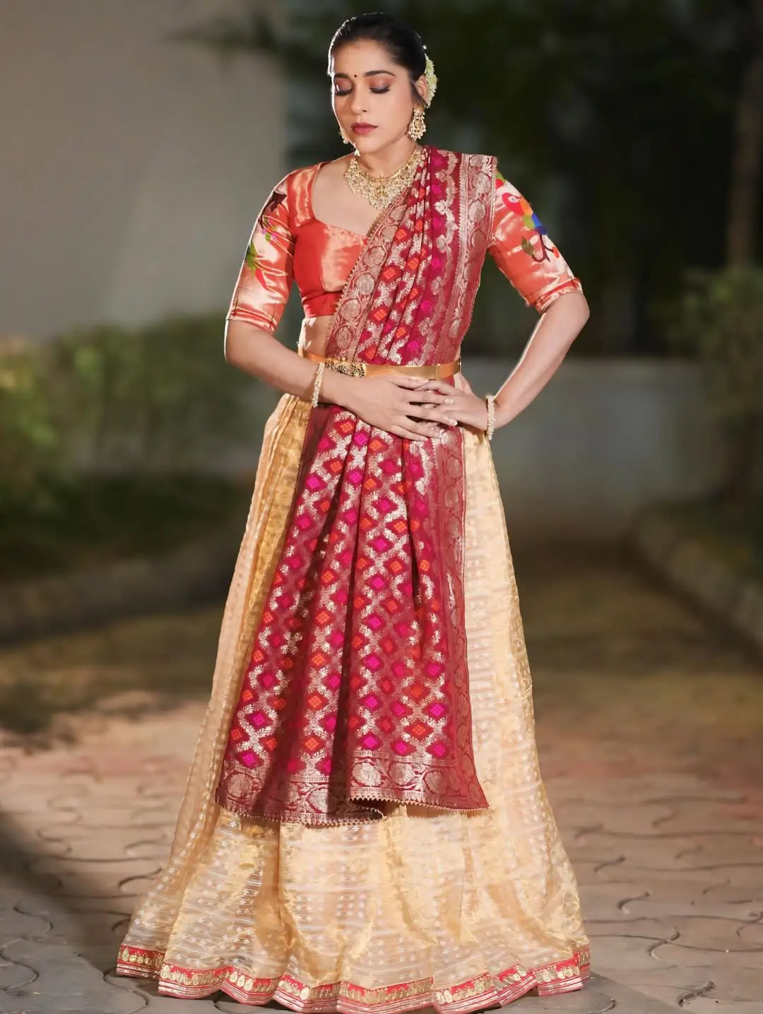 Anchor Rashmi gautham latest photos
