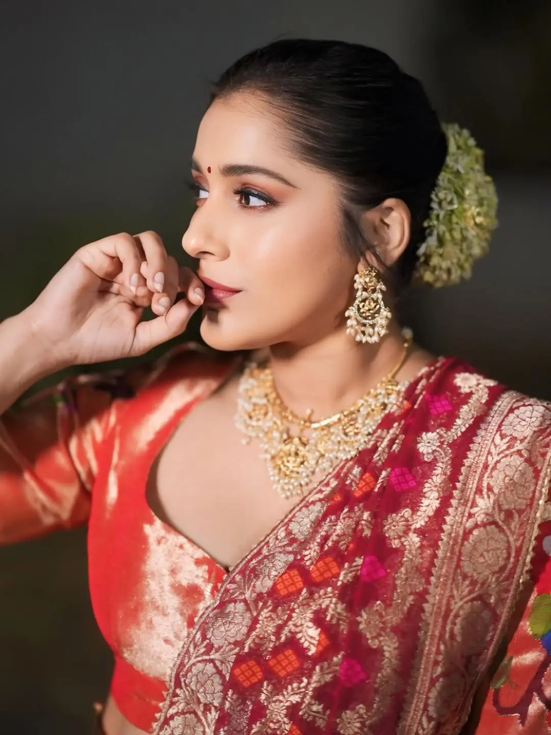 Anchor Rashmi gautham latest photos