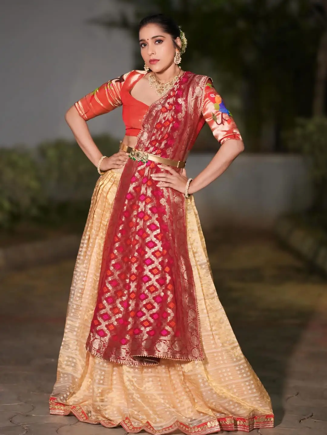 Anchor Rashmi gautham latest photos