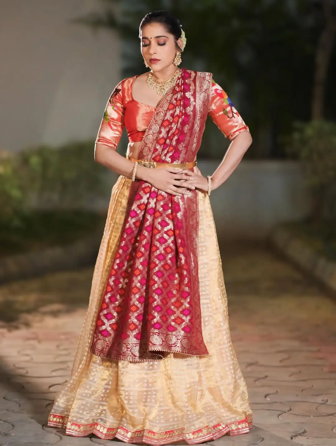 Anchor Rashmi gautham latest photos