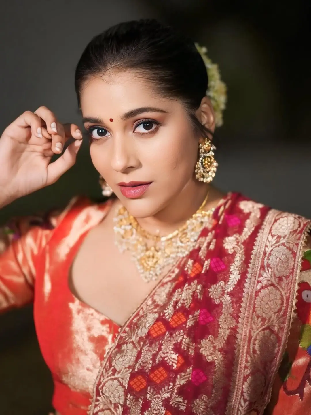 Anchor Rashmi gautham latest photos