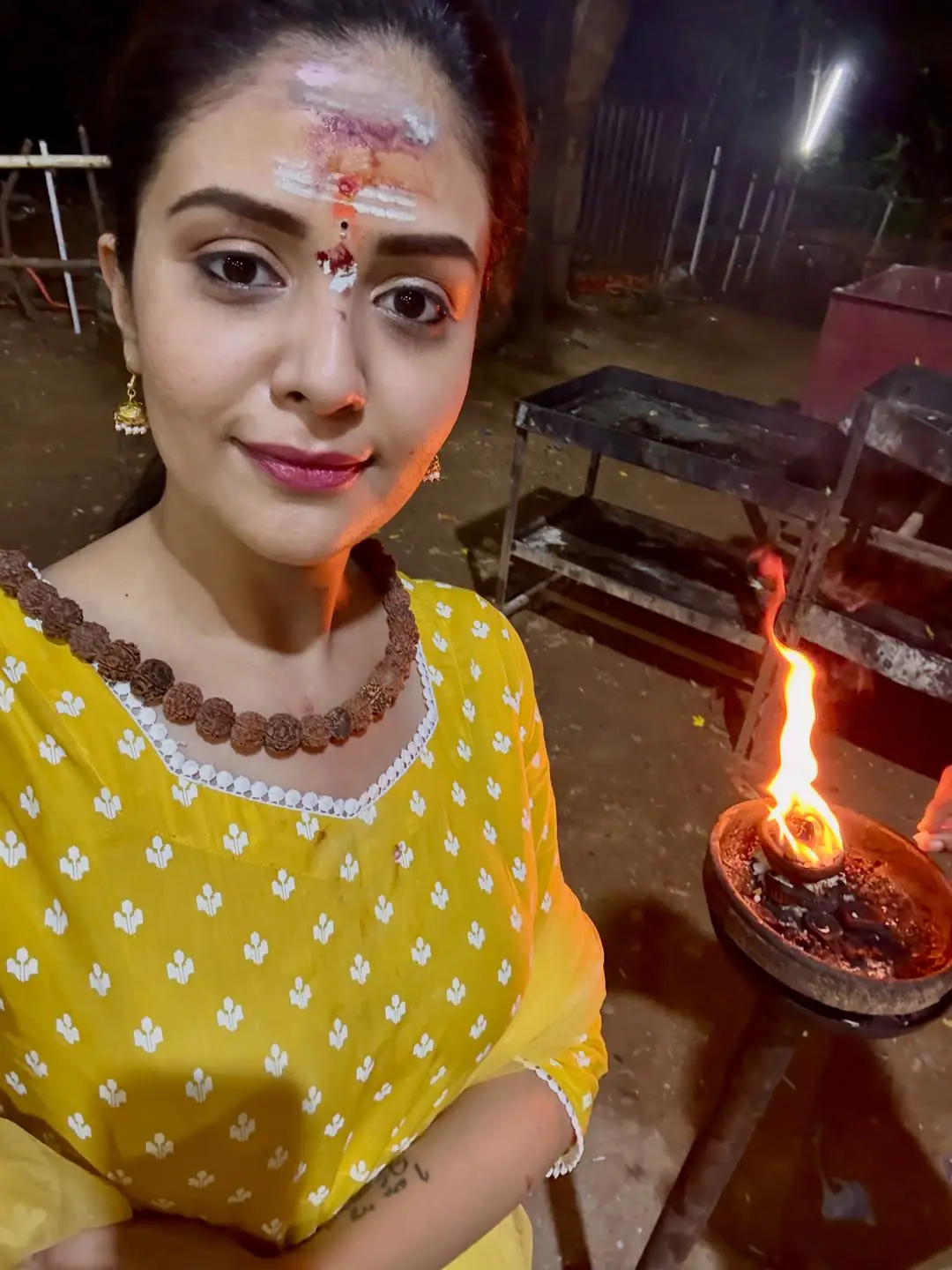 Anchor Sreemukhi shivaratri photo gallerya