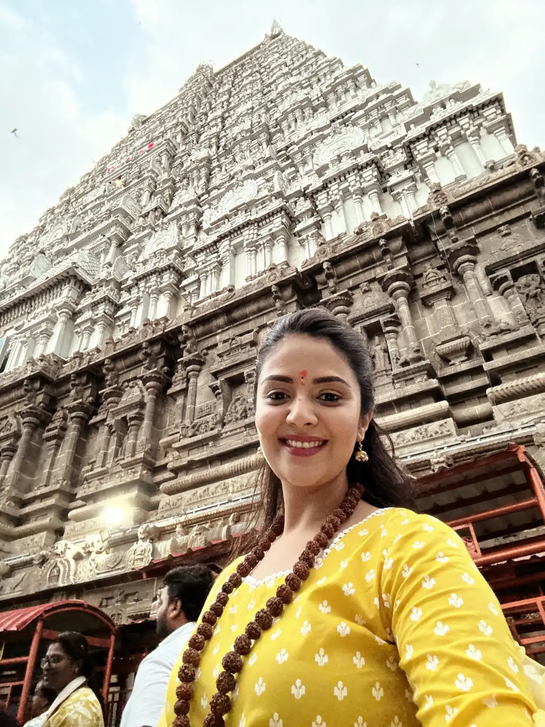 Anchor Sreemukhi shivaratri photo gallerya