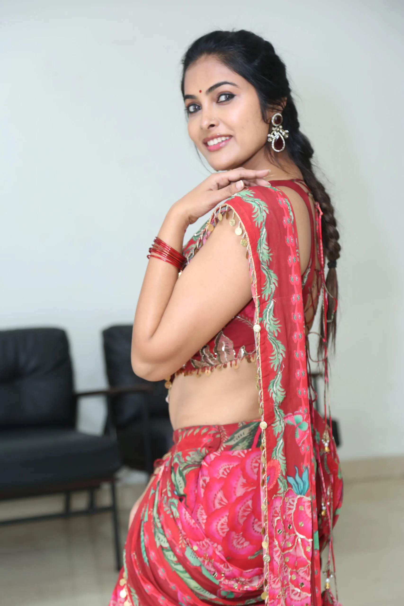 Divi vadthya latest photos gallery