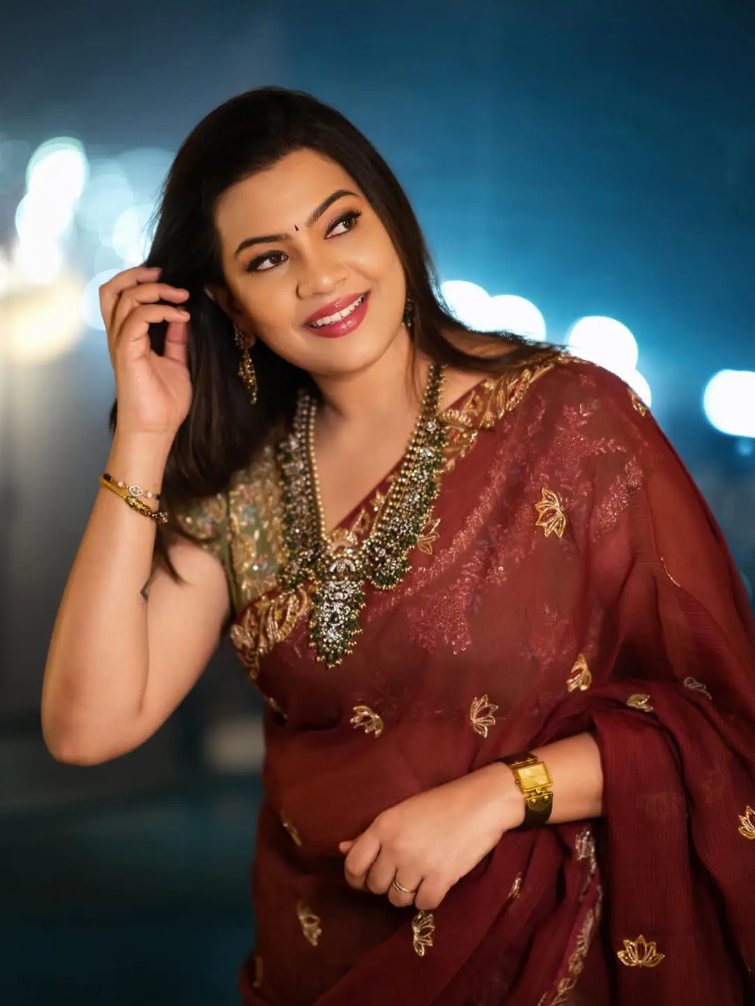 Geetha Madhuri latest traditional look photos