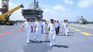 Indian Navy recruitment 2026 notification banner showing 260 officer posts with salary up to 1.5 lakh rupees