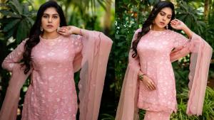 Jabardasth satya sri latest photo gallery