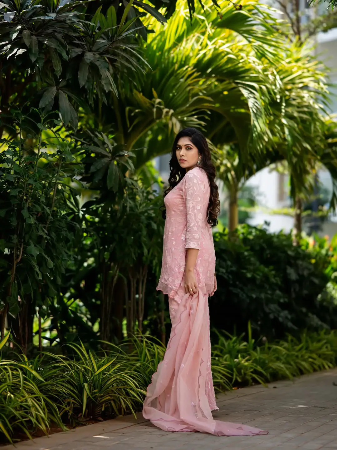 Jabardasth satya sri latest photo gallery