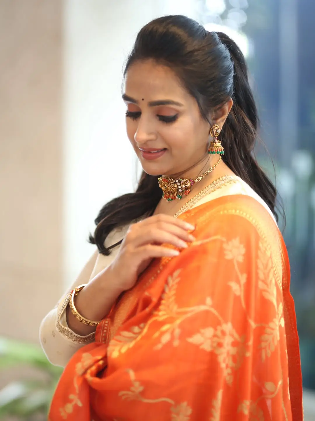 Senior heroine laya latest photo gallery