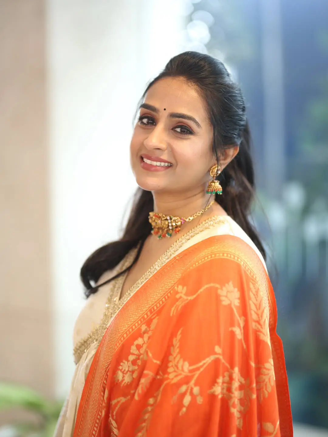 Senior heroine laya latest photo gallery