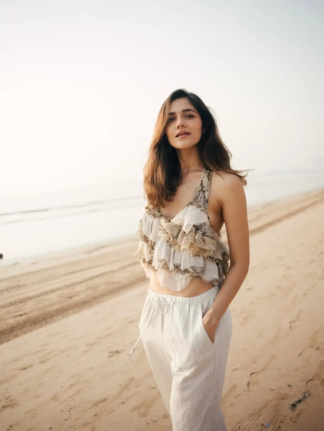 Simran Choudhary latest glamour photo shoot