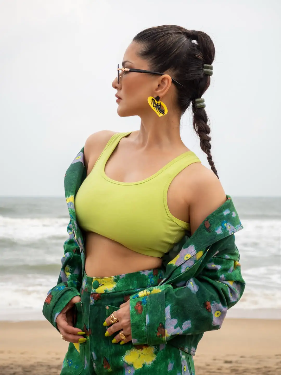 Sunny Leone Latest Hot Photos