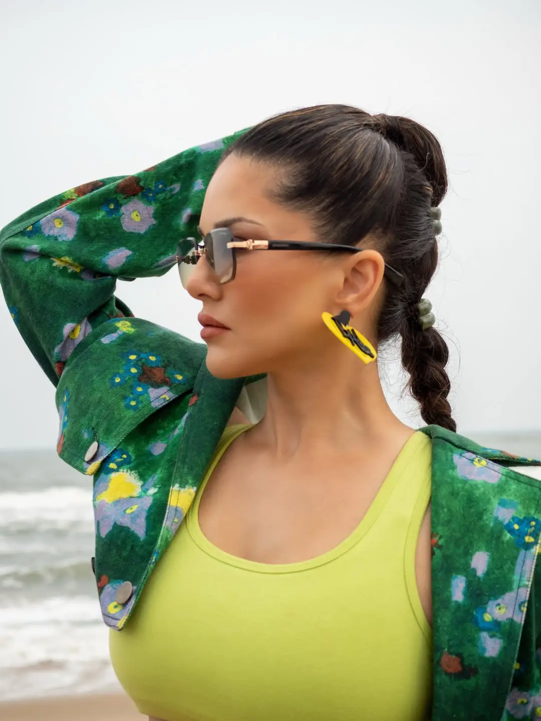 Sunny Leone Latest Hot Photos