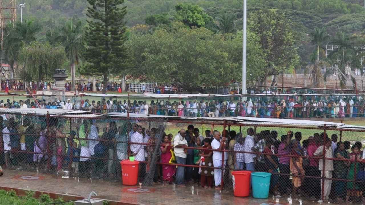 TTD darshan queue line