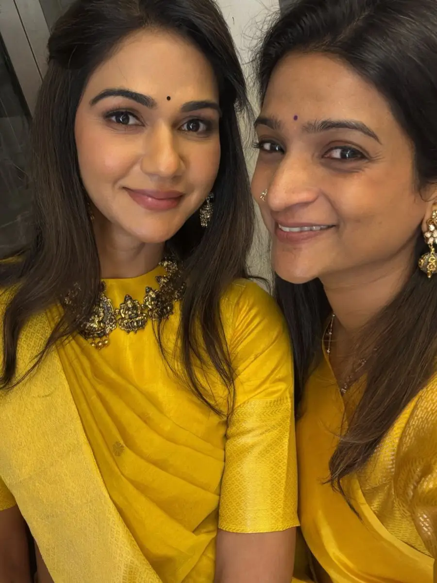 allu sirish haldi function photos