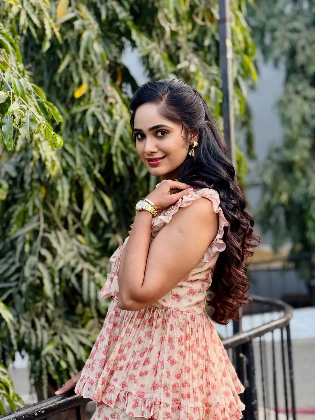 amardeep wife tejaswini latest photos goes viral on social media