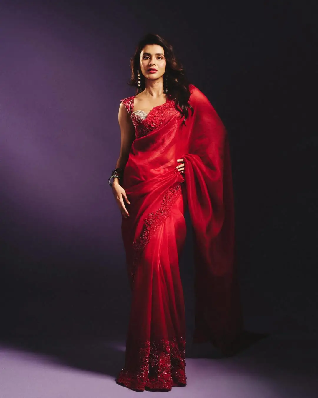 hebah patel latest photos in red saree