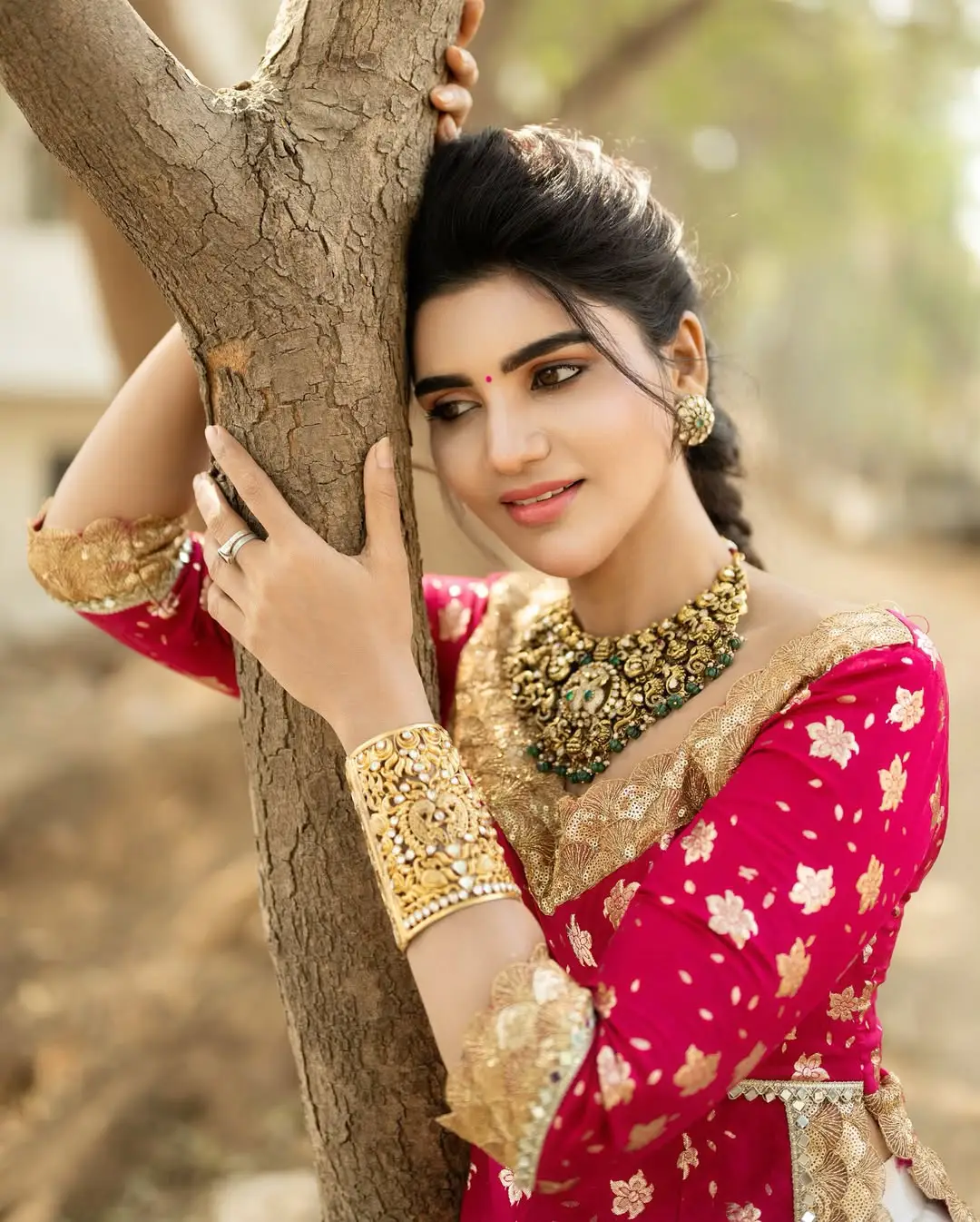 jabardasth varsha latest photo gallery