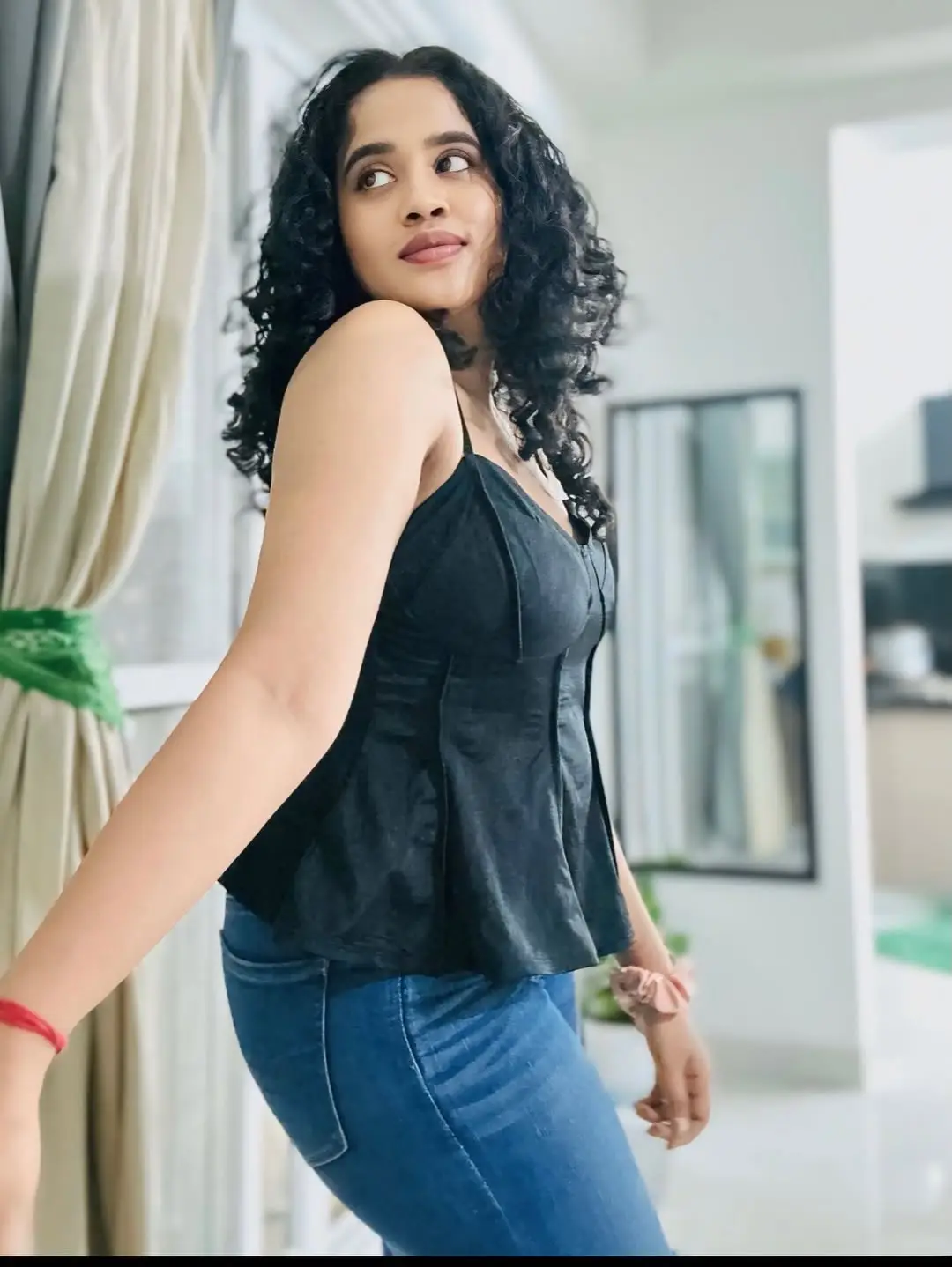 kirrak seetha latest photo gallery