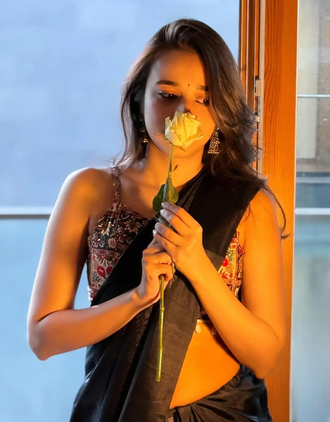 nuveksha latest hot photo gallery