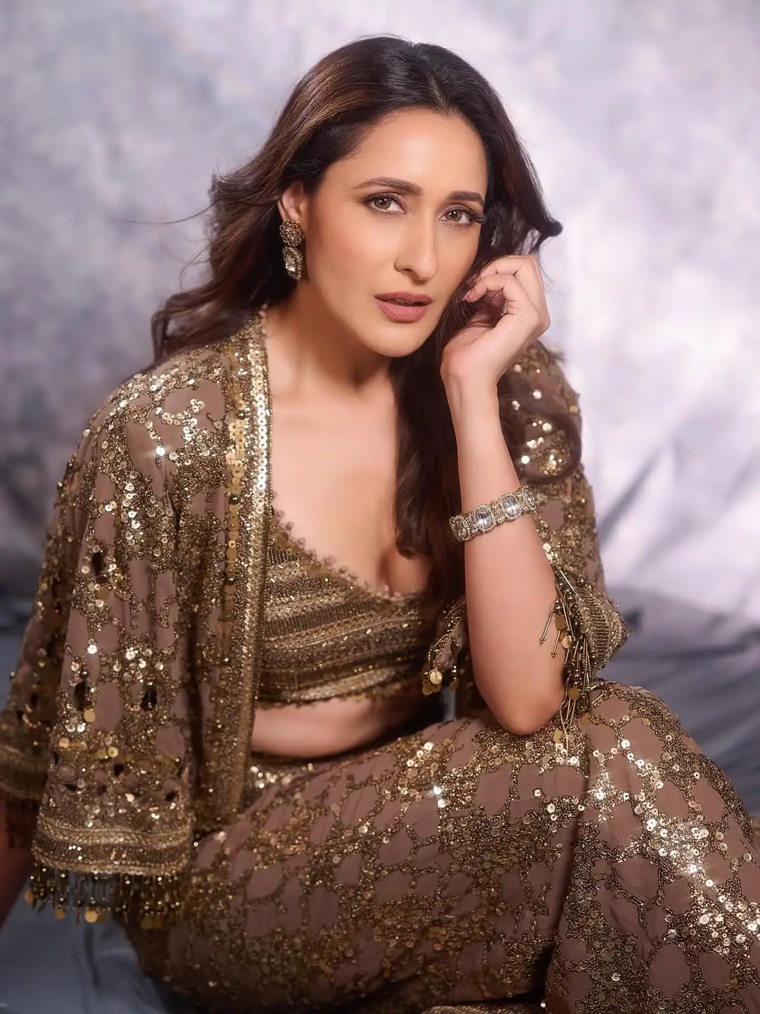pragya jaiswal latest hot photo gallery