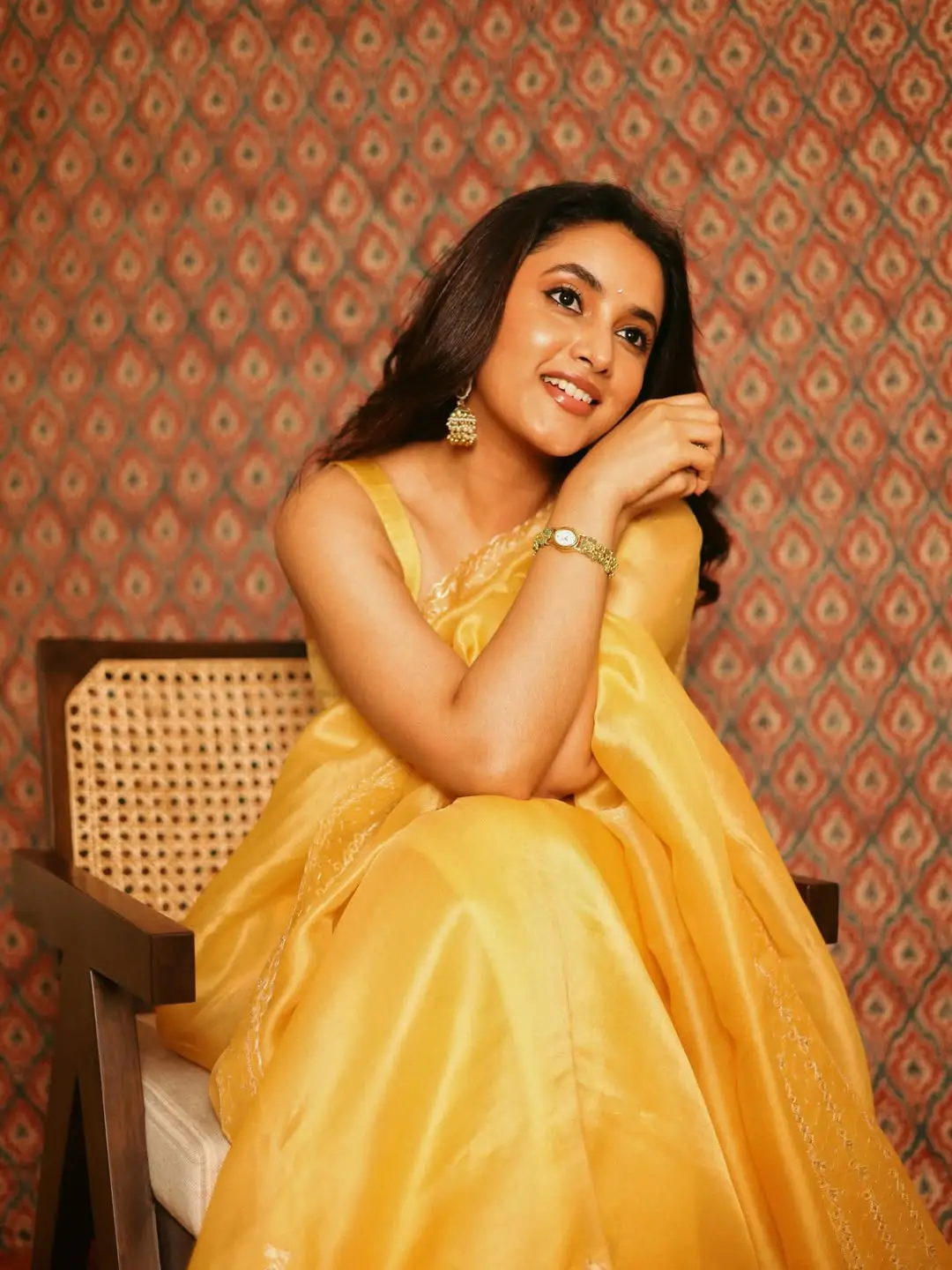 priyanka mohanan latest photo gallery