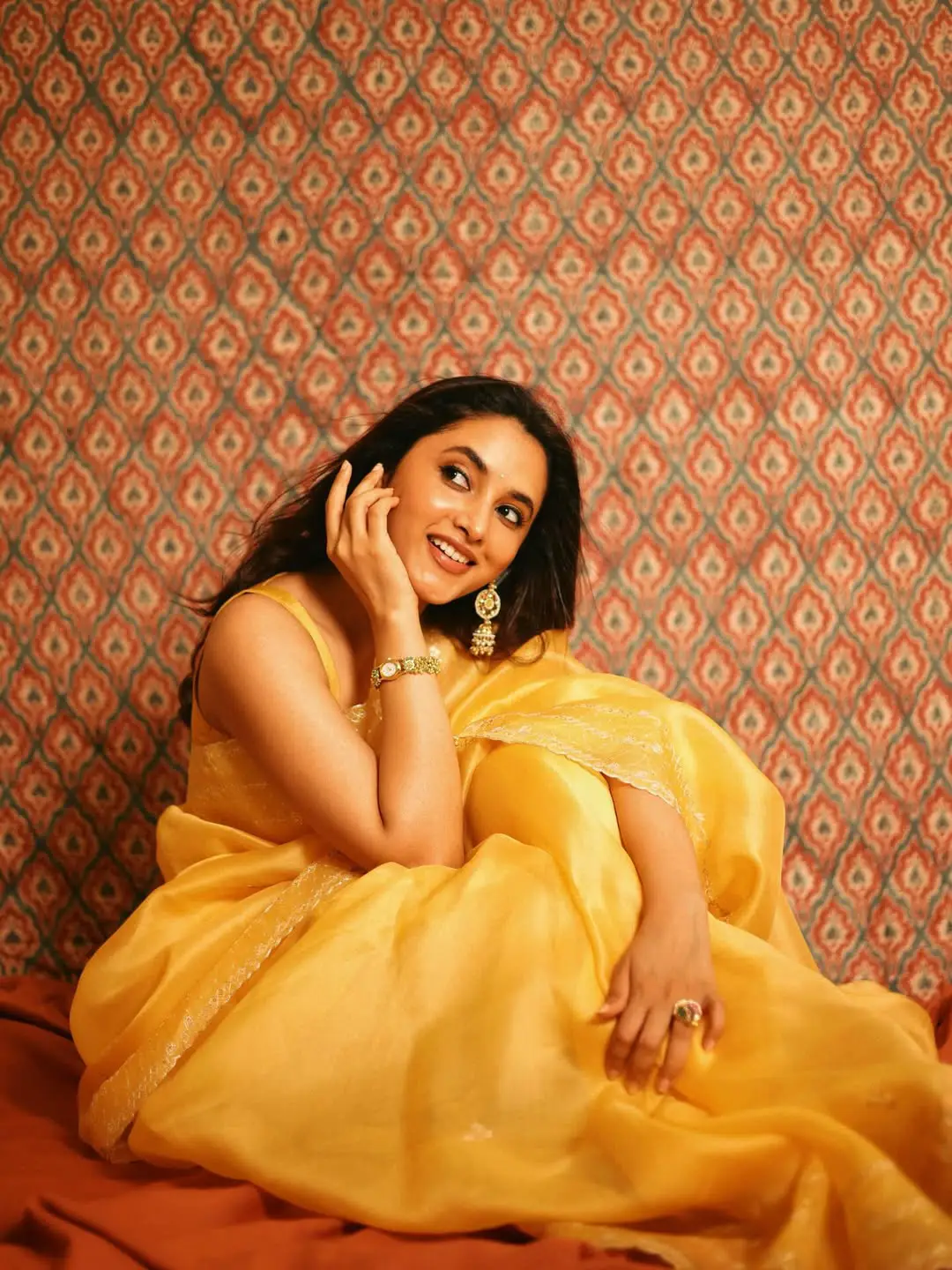 priyanka mohanan latest photo gallery