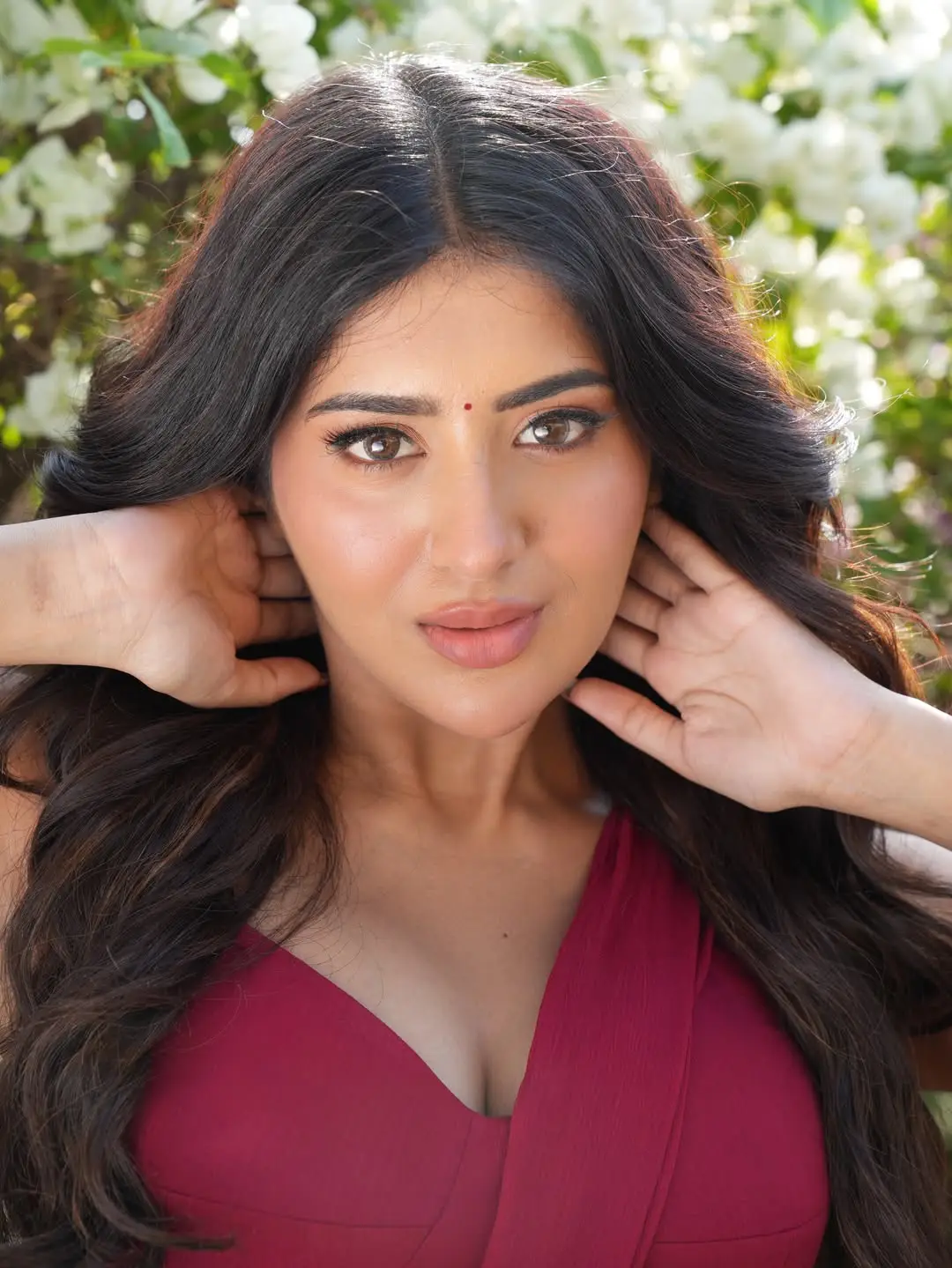 rashi singh latest hot photos