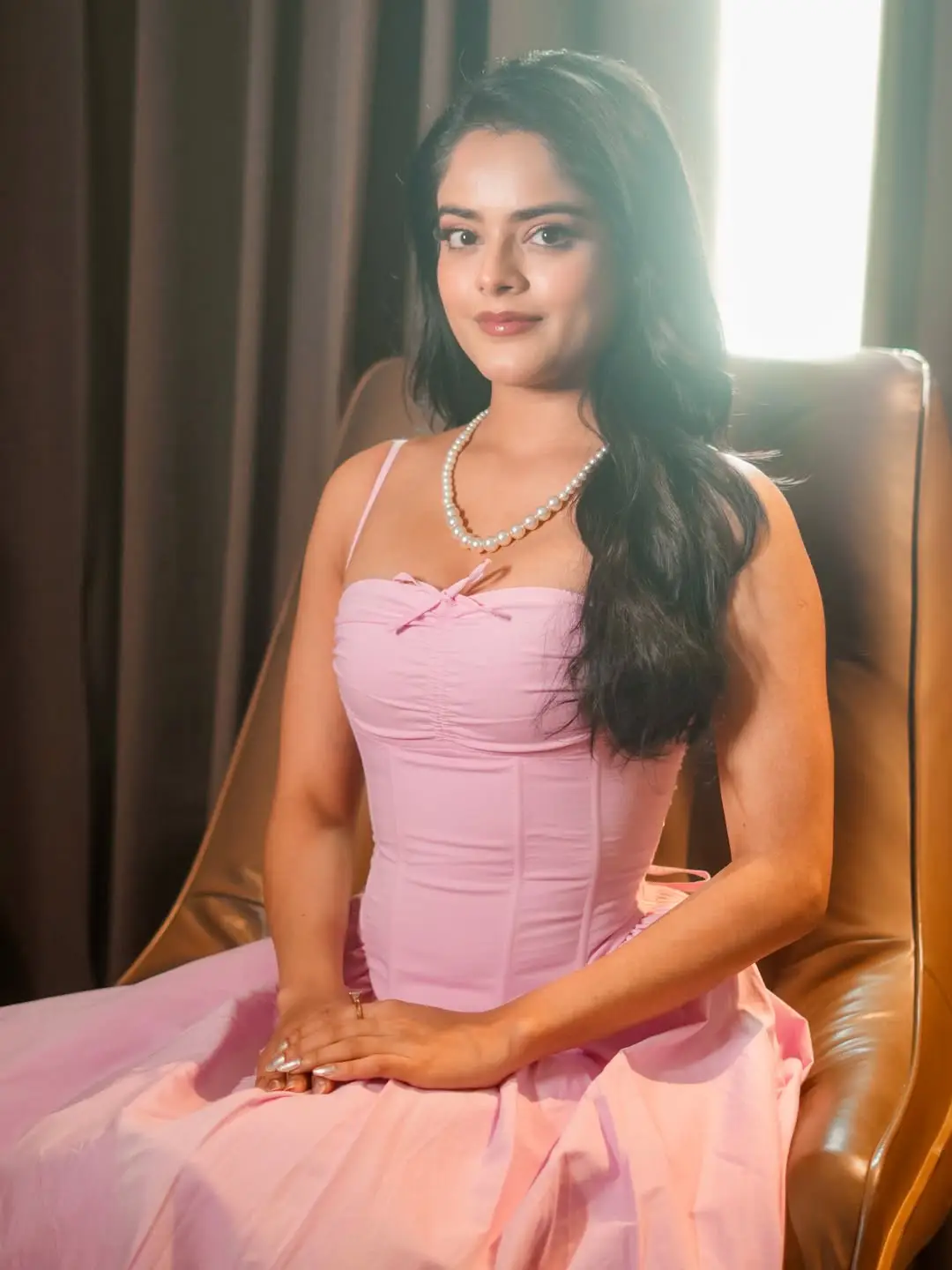 riddhi kumar latest photos viral on social media