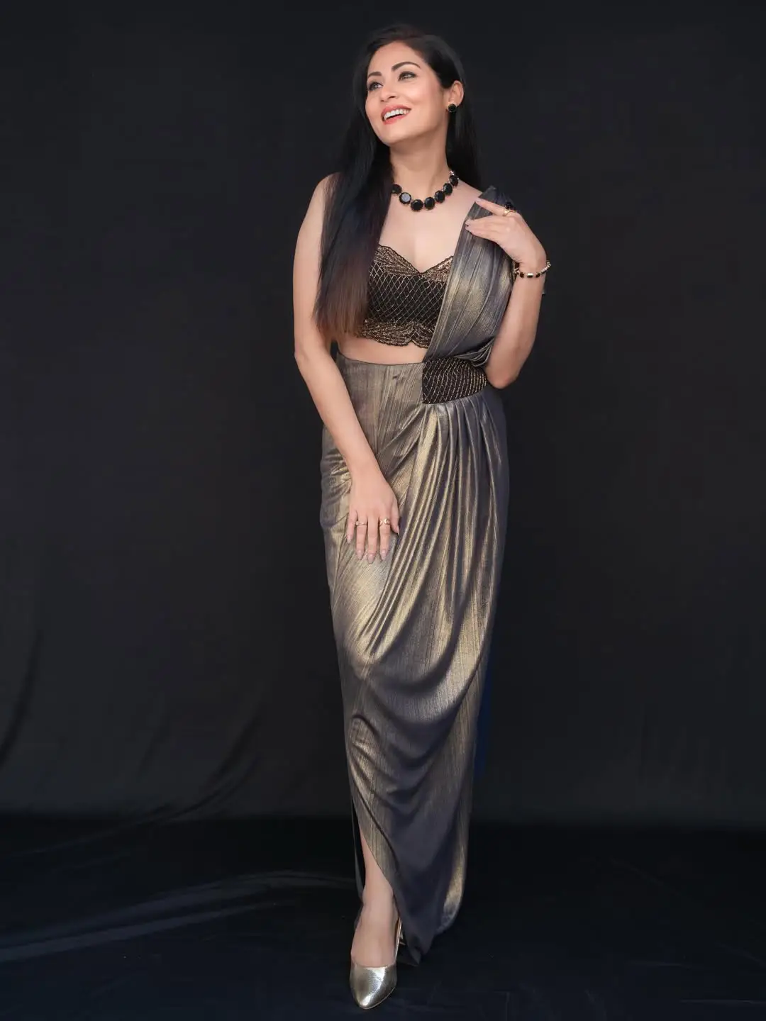 sadha latest photo gallery