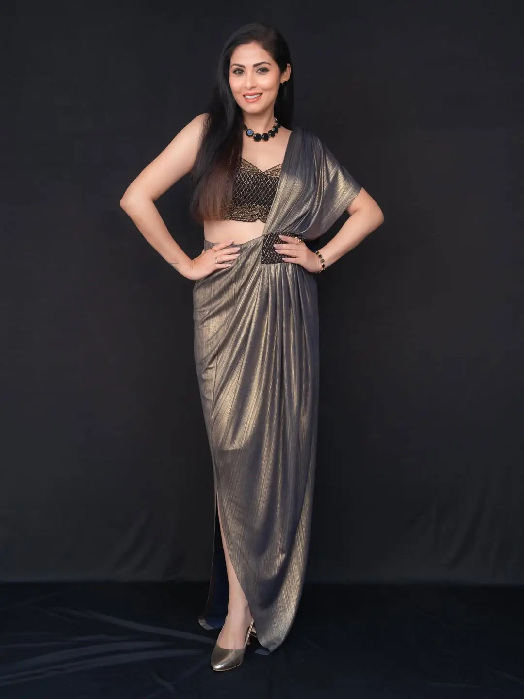 sadha latest photo gallery