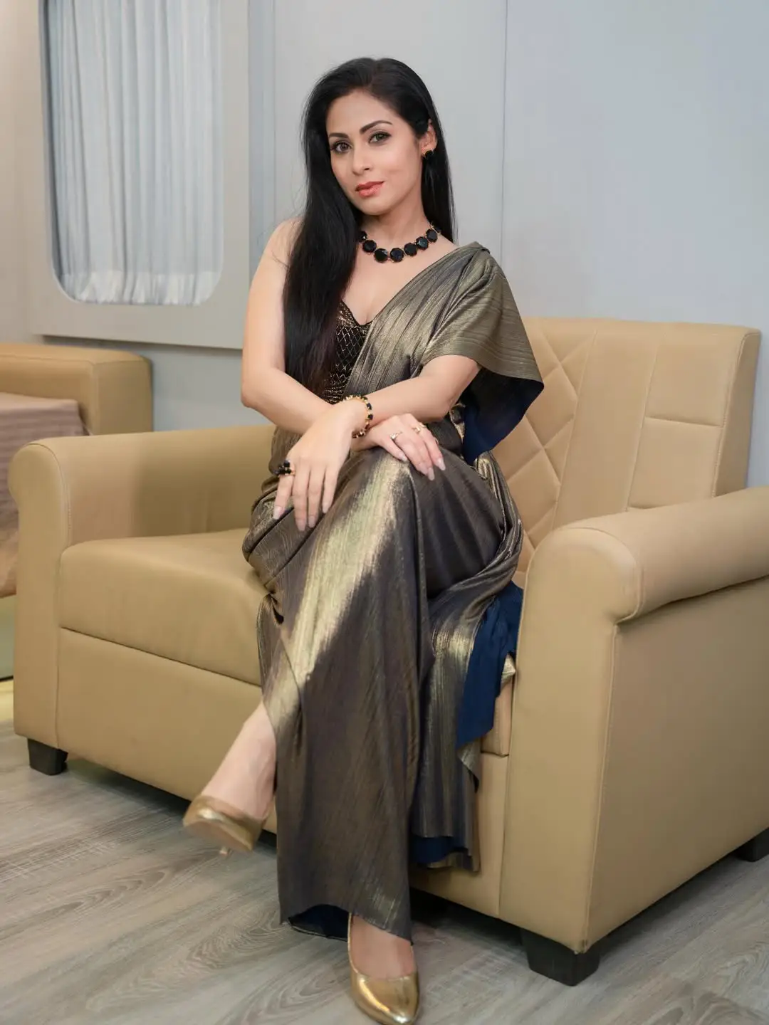 sadha latest photo gallery