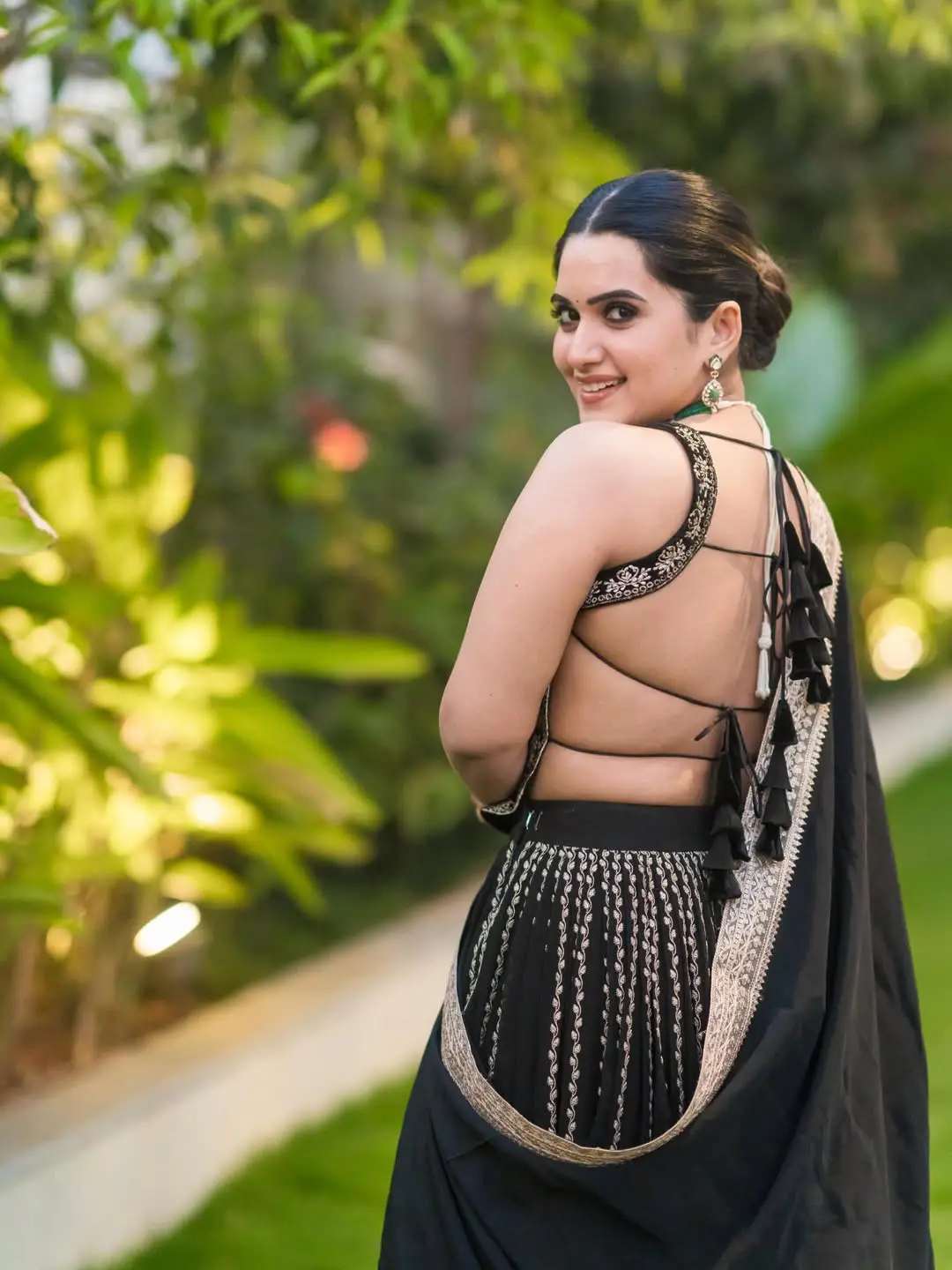 sravanthi chokkarapu latest hot photos