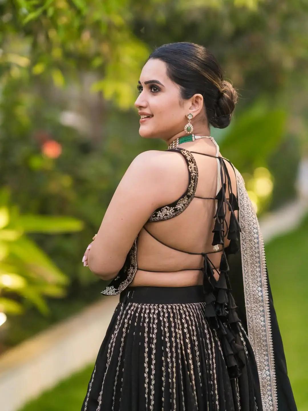 sravanthi chokkarapu latest hot photos