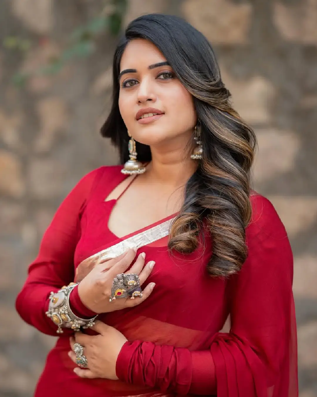 sravanthi chokkarapu latest hot photos in red saree