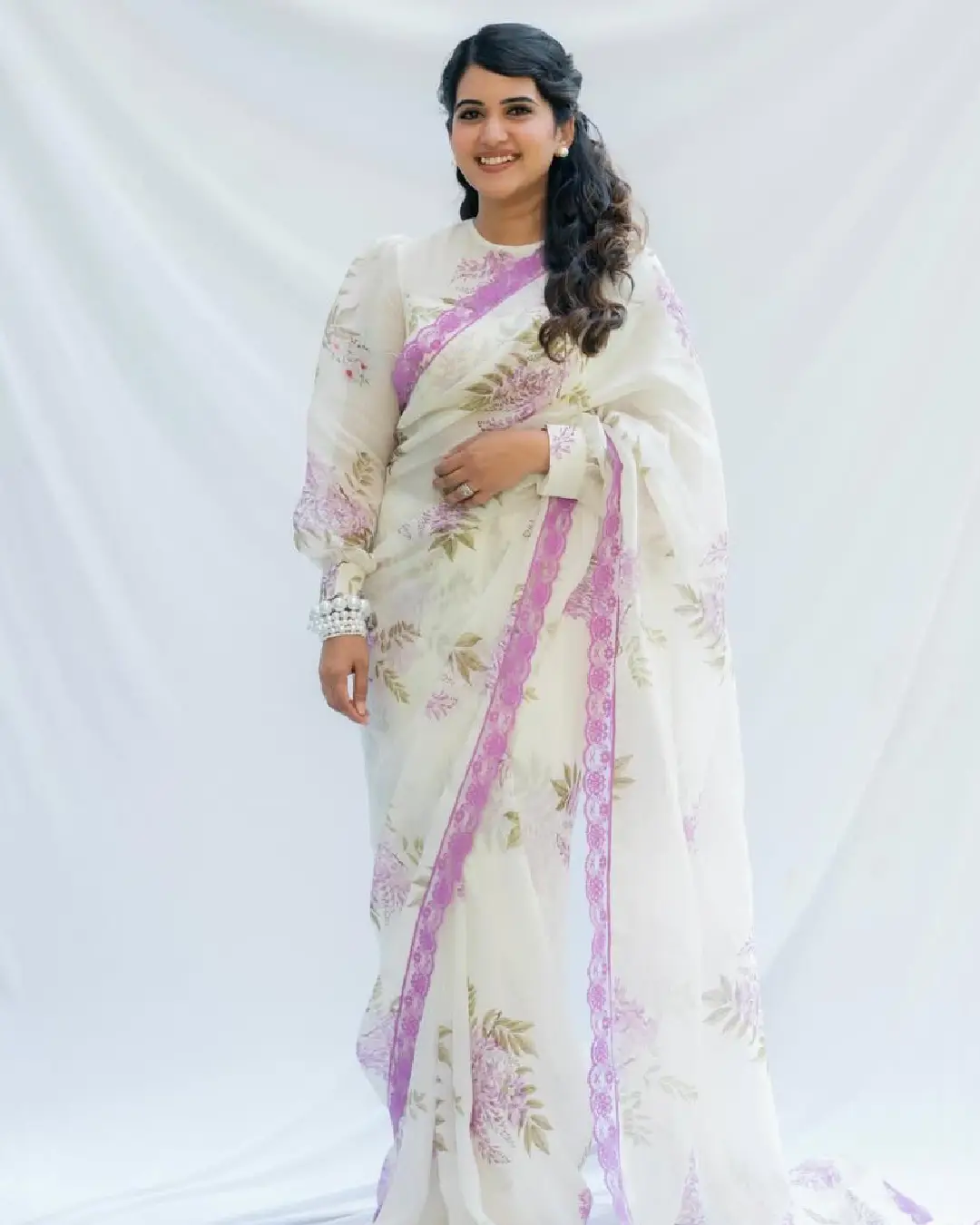 sravanthi chokkarapu latest photo gallery