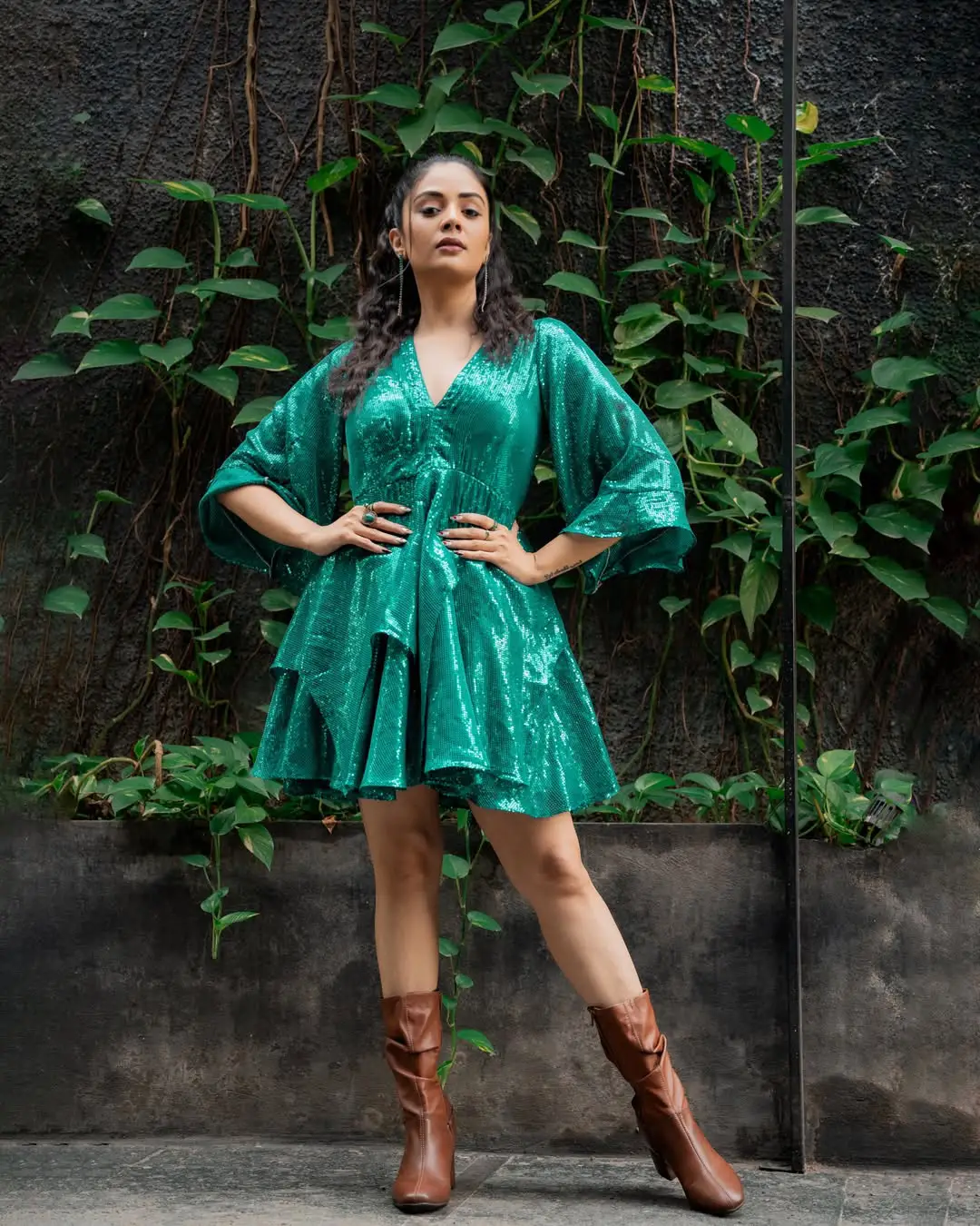 Anchor Sreemukhi latest hot photoshoot
