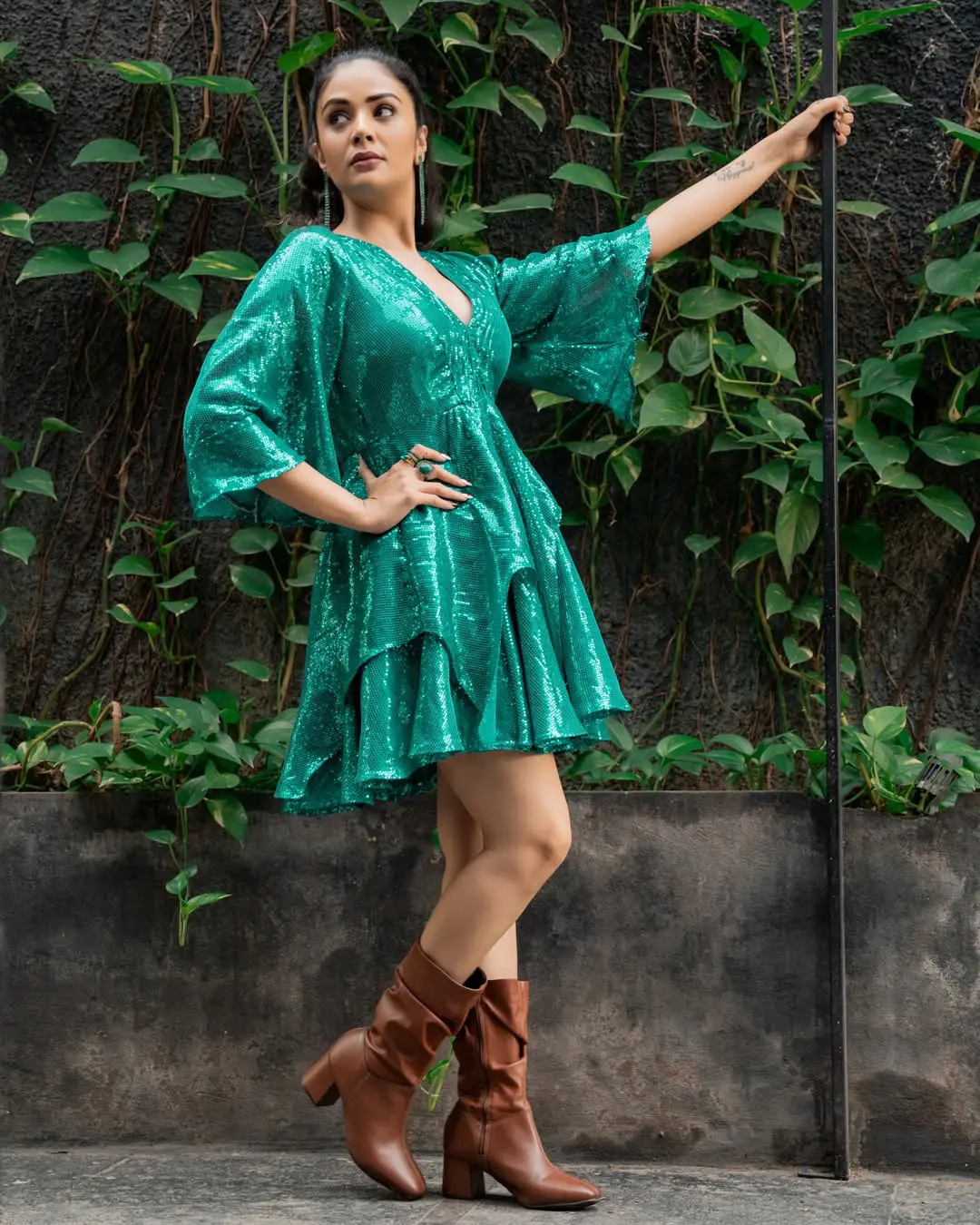 Anchor Sreemukhi latest hot photoshoot