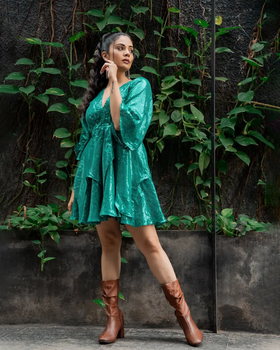 Anchor Sreemukhi latest hot photoshoot