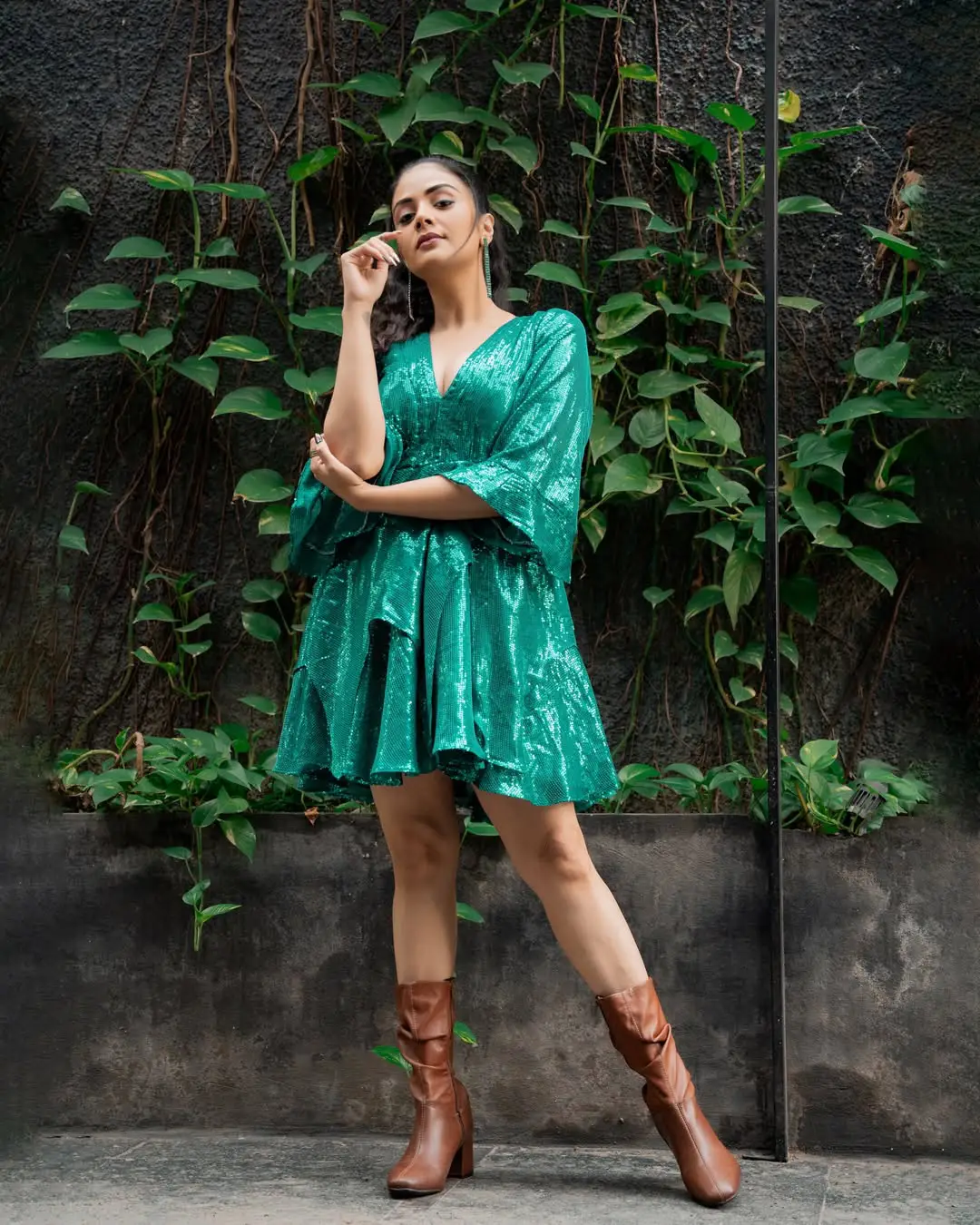 Anchor Sreemukhi latest hot photoshoot