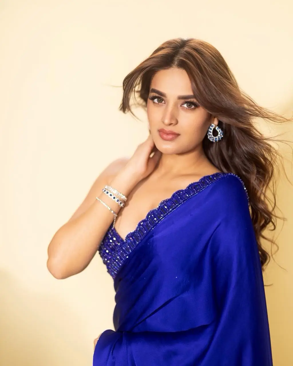 Nidhi agarwal latest hot photo shoot