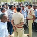 నిజామాబాద్‌లో రైతుల ఆందోళన – యూరియా యాప్‌తో ఇబ్బందులు, స్మార్ట్‌ఫోన్ లేని రైతులు నేరుగా ఇవ్వాలని కీలక డిమాండ్!