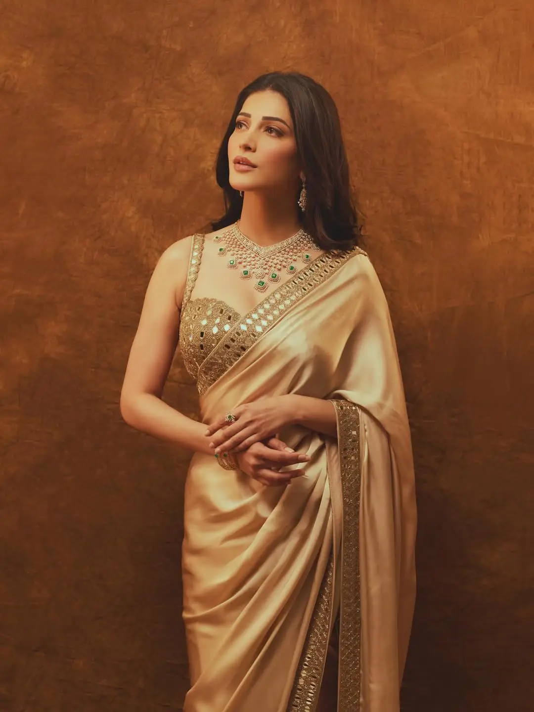 Shruti Haasan latest photo gallery