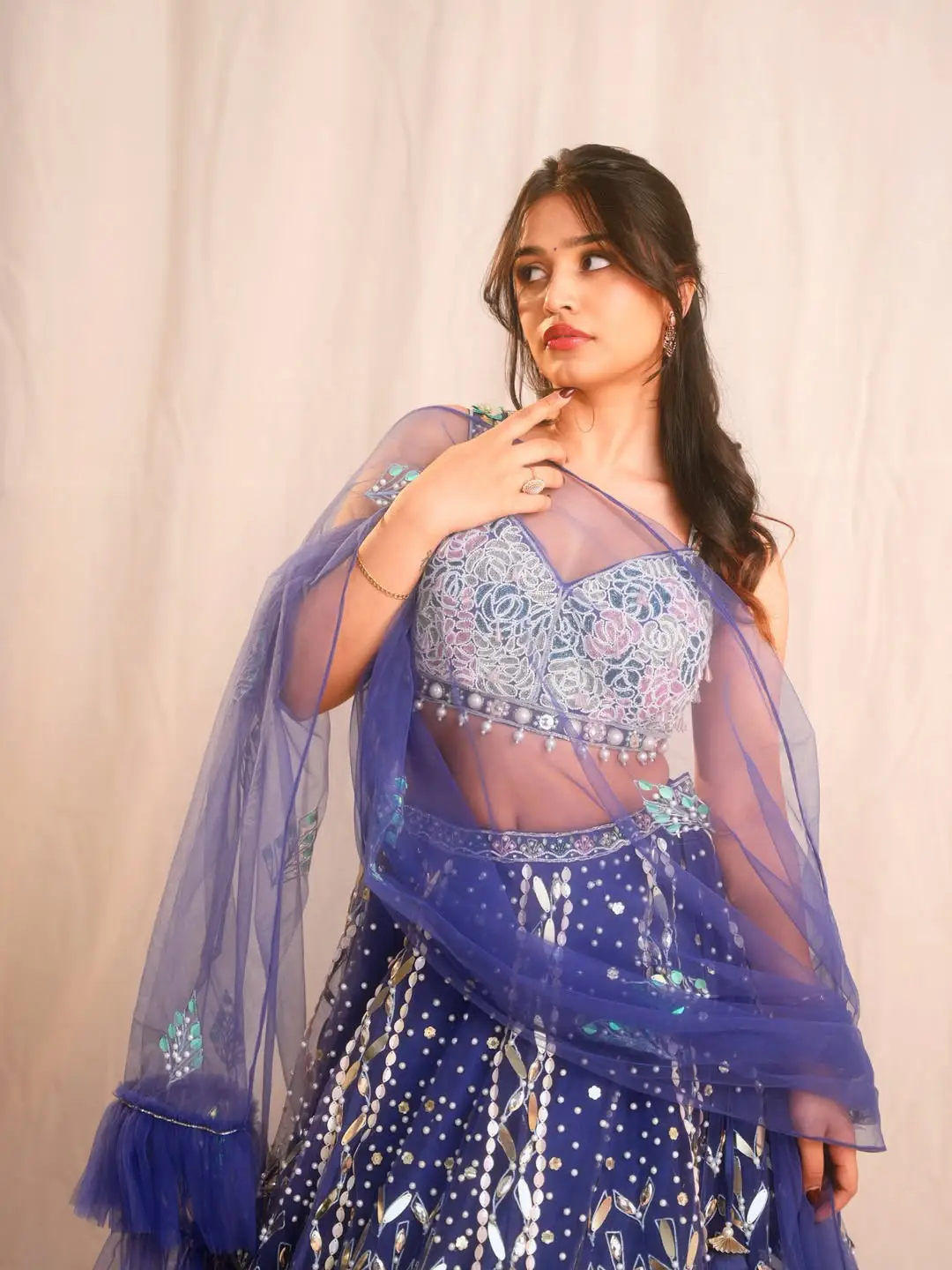 Varsha DSouza Latest Cute Photos