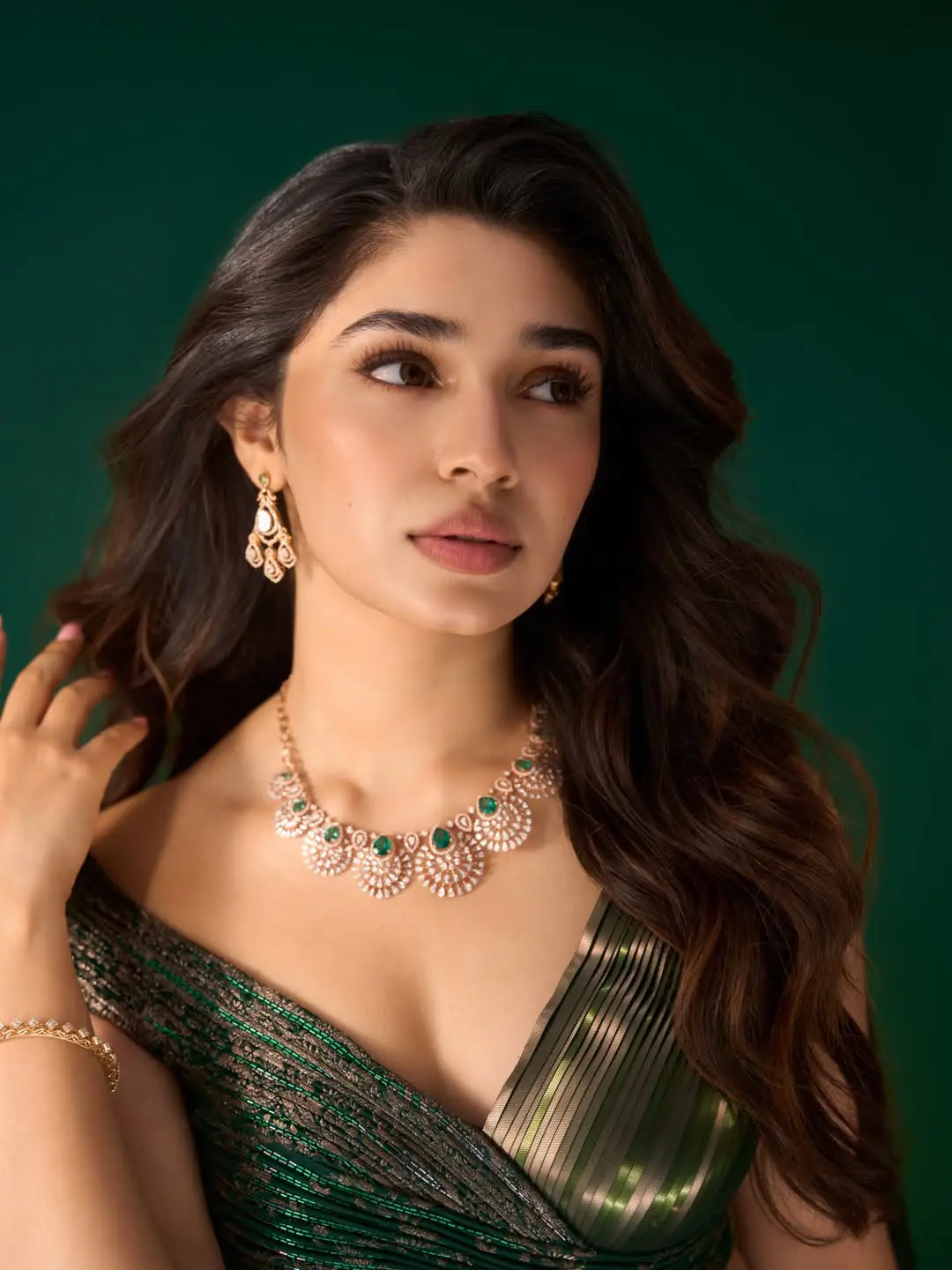 crazy beauty krithi shetty latest photos