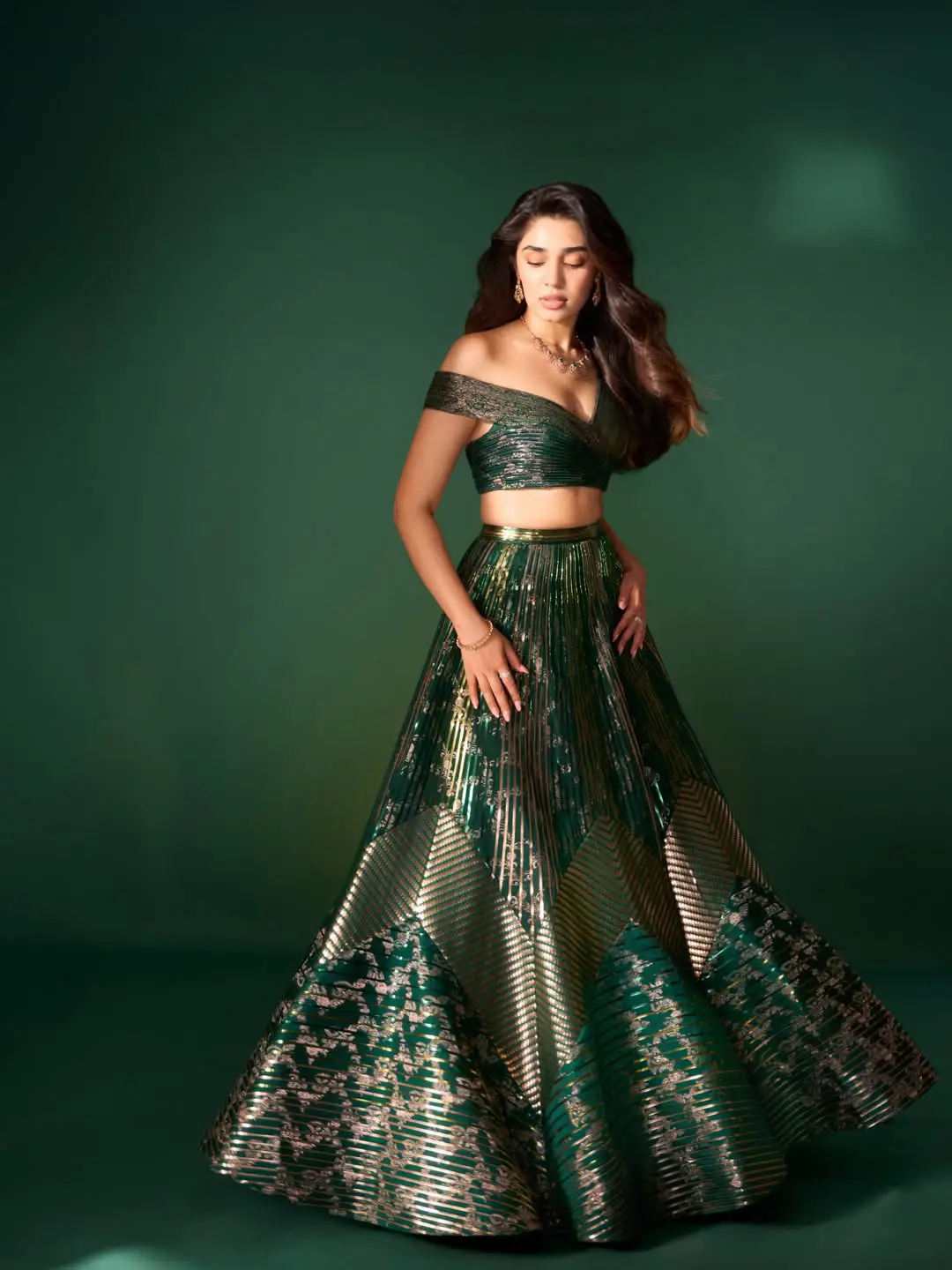 crazy beauty krithi shetty latest photos