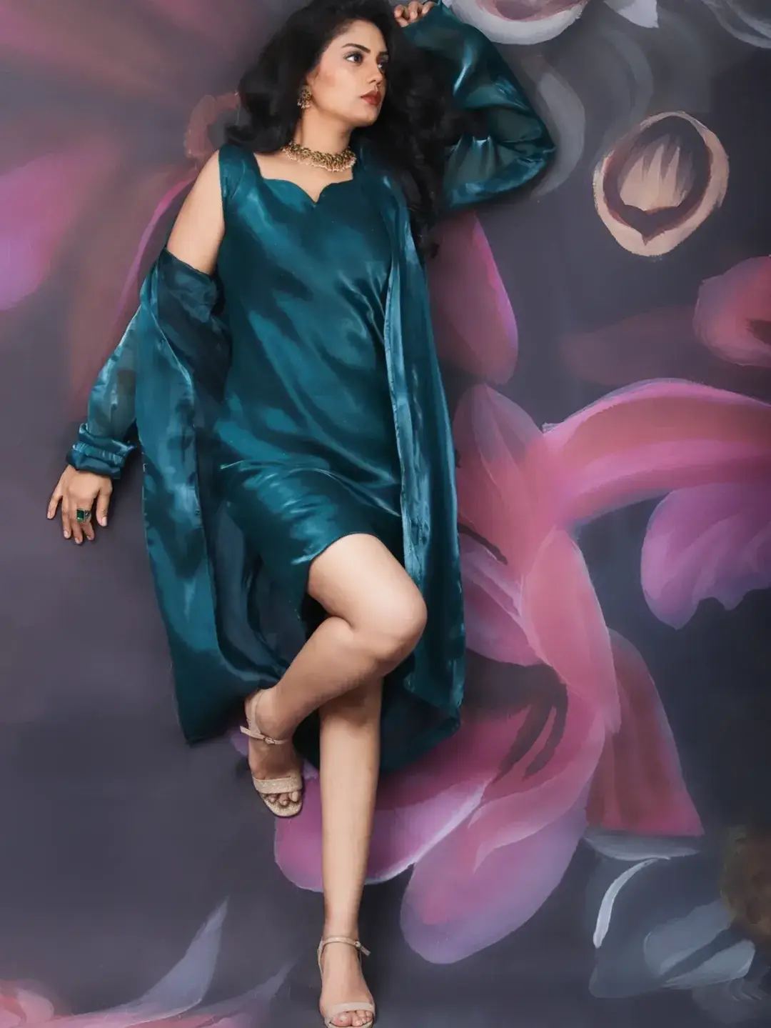 karuna bhushan latest hot photos viral on social media