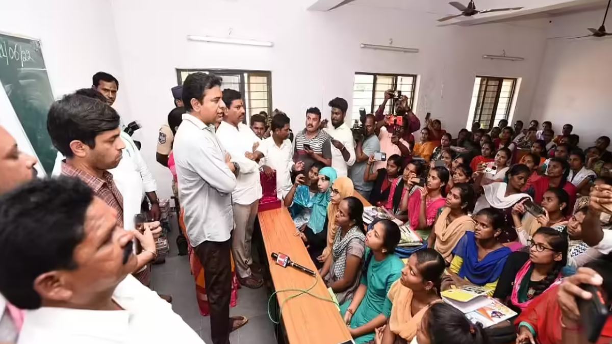 ktr sircilla students gift