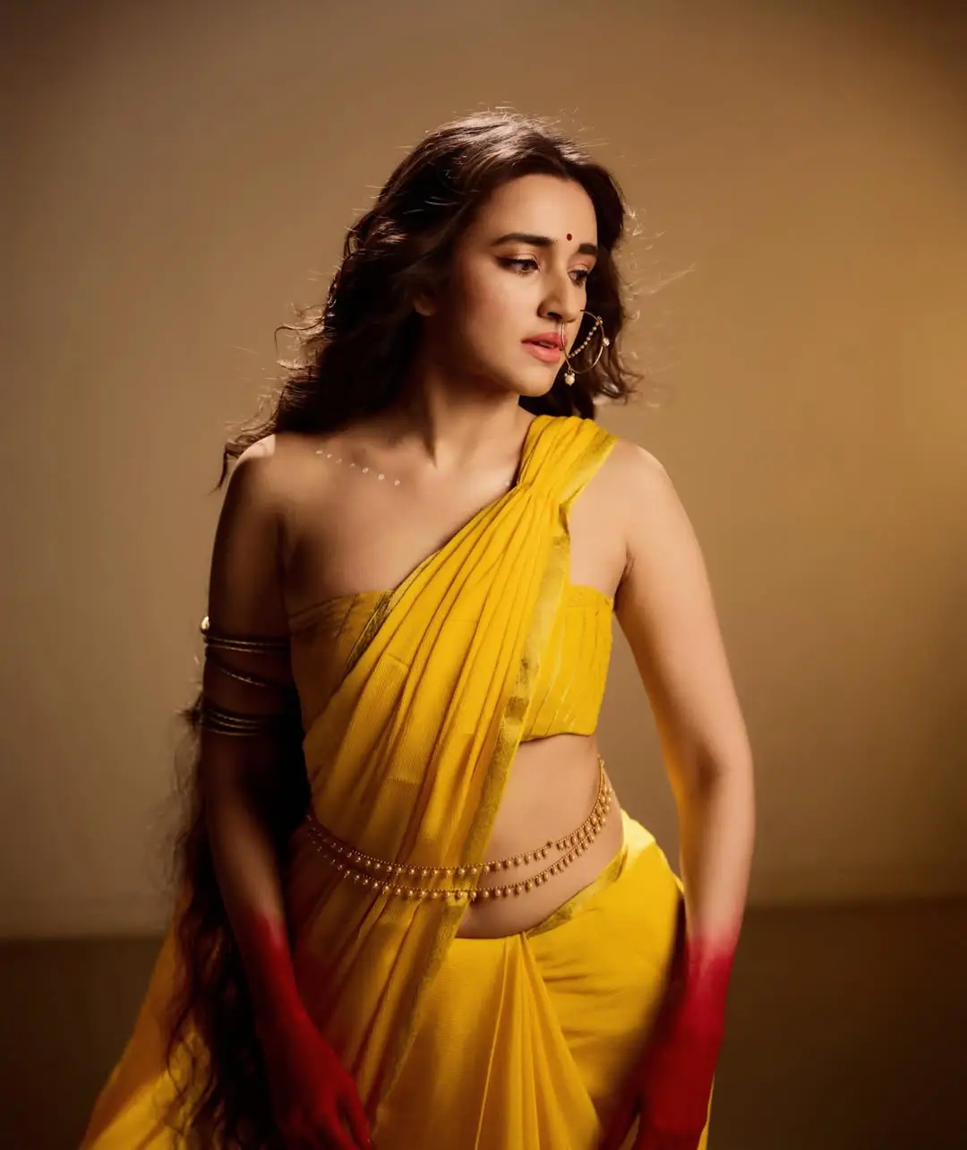 nuveksha latest hot photo shoot in saree
